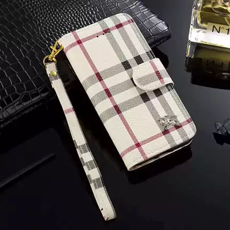 ルイヴィトン iPhone17 Pro ケース 手帳型