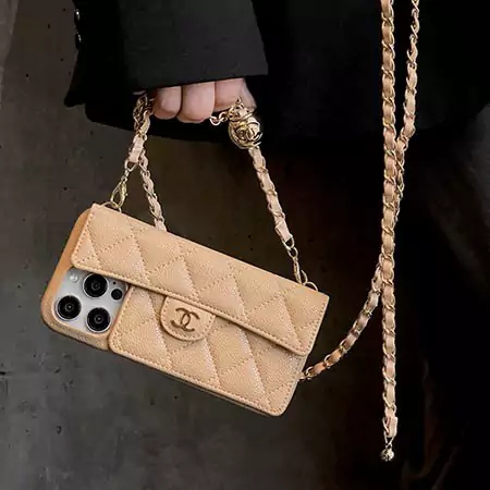 chanel iPhone17 チェーン付き スマホケース