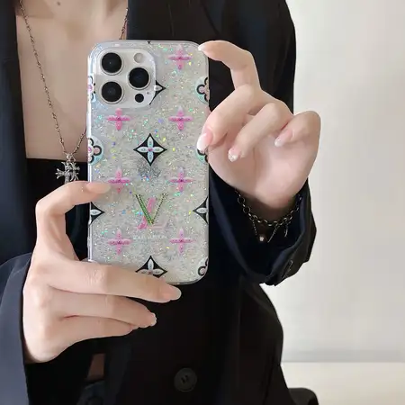 ルイヴィトン iPhone17 クリアケース