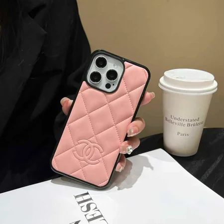 シャネル iPhone17 キルティングレザーケース