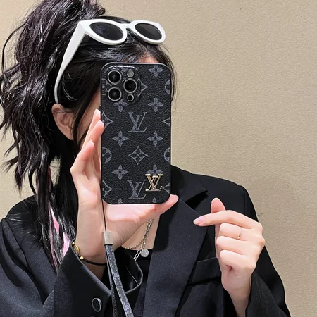 LV iPhone17 ストラップ付き カバー