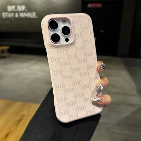 ミュウミュウ iPhone17 Pro スリムケース レザー調