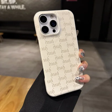 ミュウミュウ iPhone17 Pro スリムケース レザー調