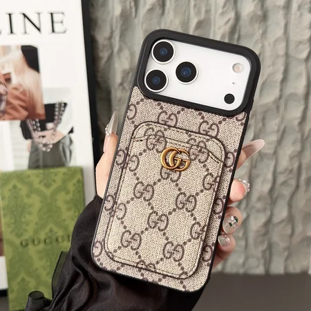 グッチ iPhone17 ケース カード収納