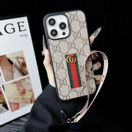 グッチ iPhone17 ケース ストラップ付