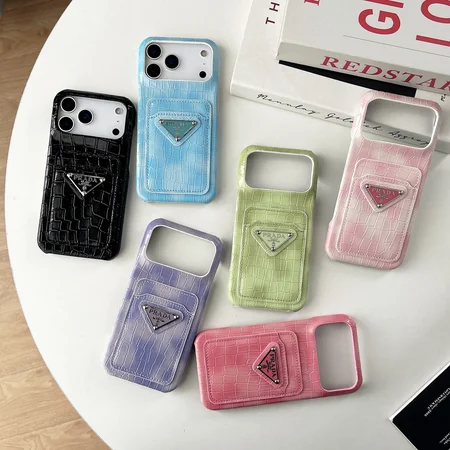 プラダ iPhone17 ケース ワニ柄 レザー