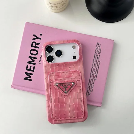 プラダ iPhone17 ケース ワニ柄 レザー