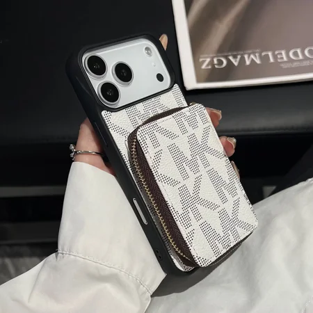 マイケルコース iPhone17 ケース ファスナーポケット付き