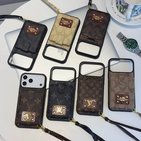 コーチ iPhone17pro スマホケース ストラップ付き